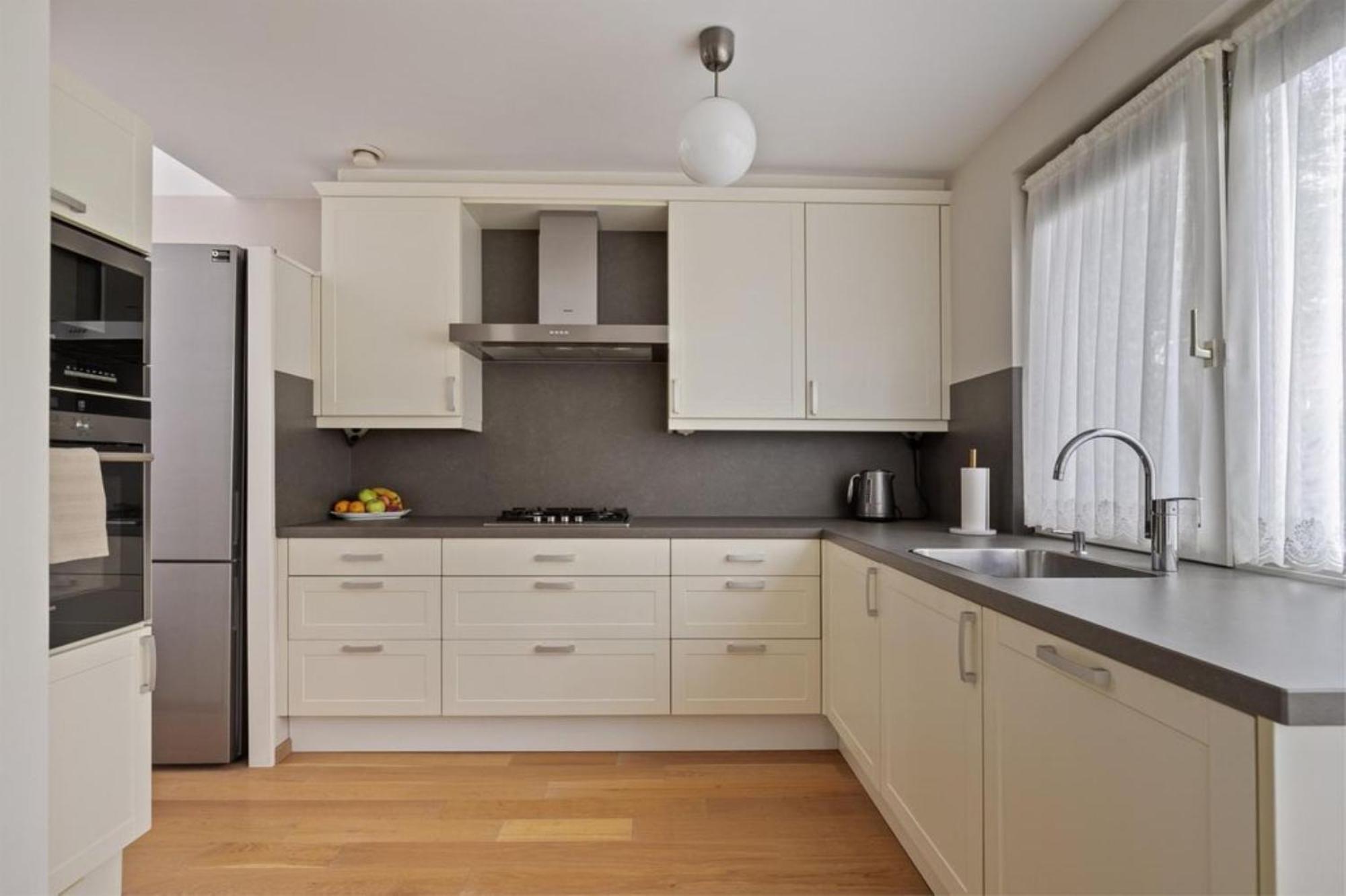 Apartment Chilig House
